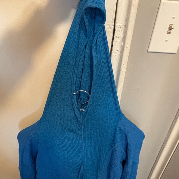 FREE PEOPLE MOVEMENT Cable Cinch Hoodie Royal Blue Medium - Picture 5 of 10